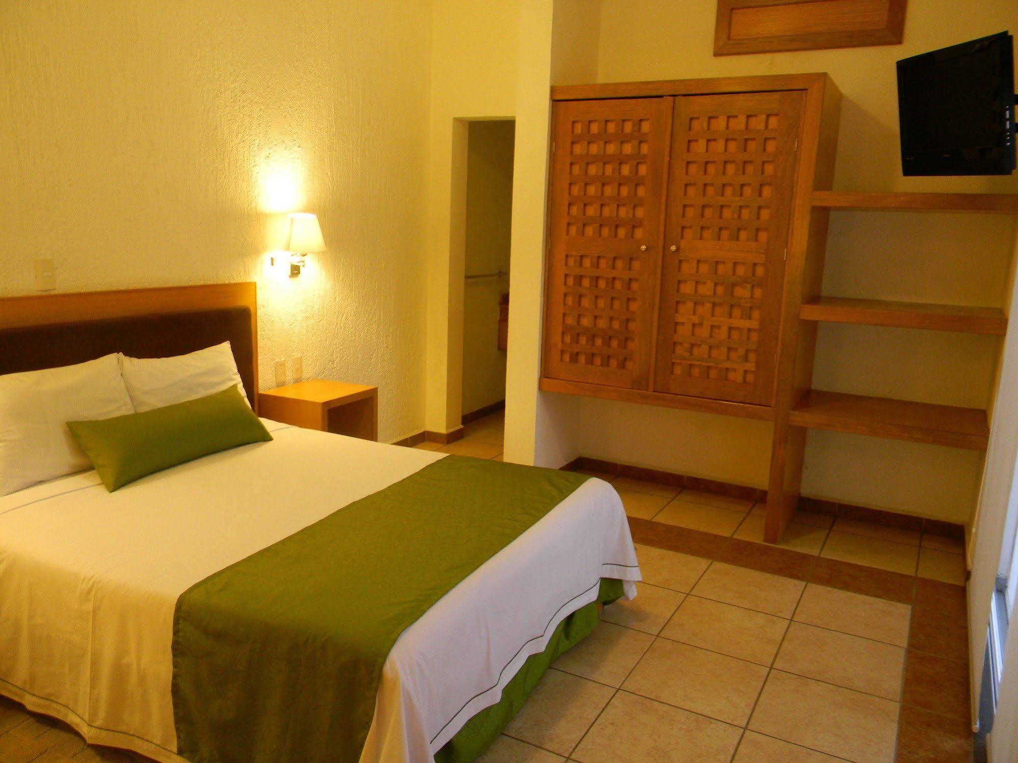 Hotel Quinta Lucca Керетаро Экстерьер фото
